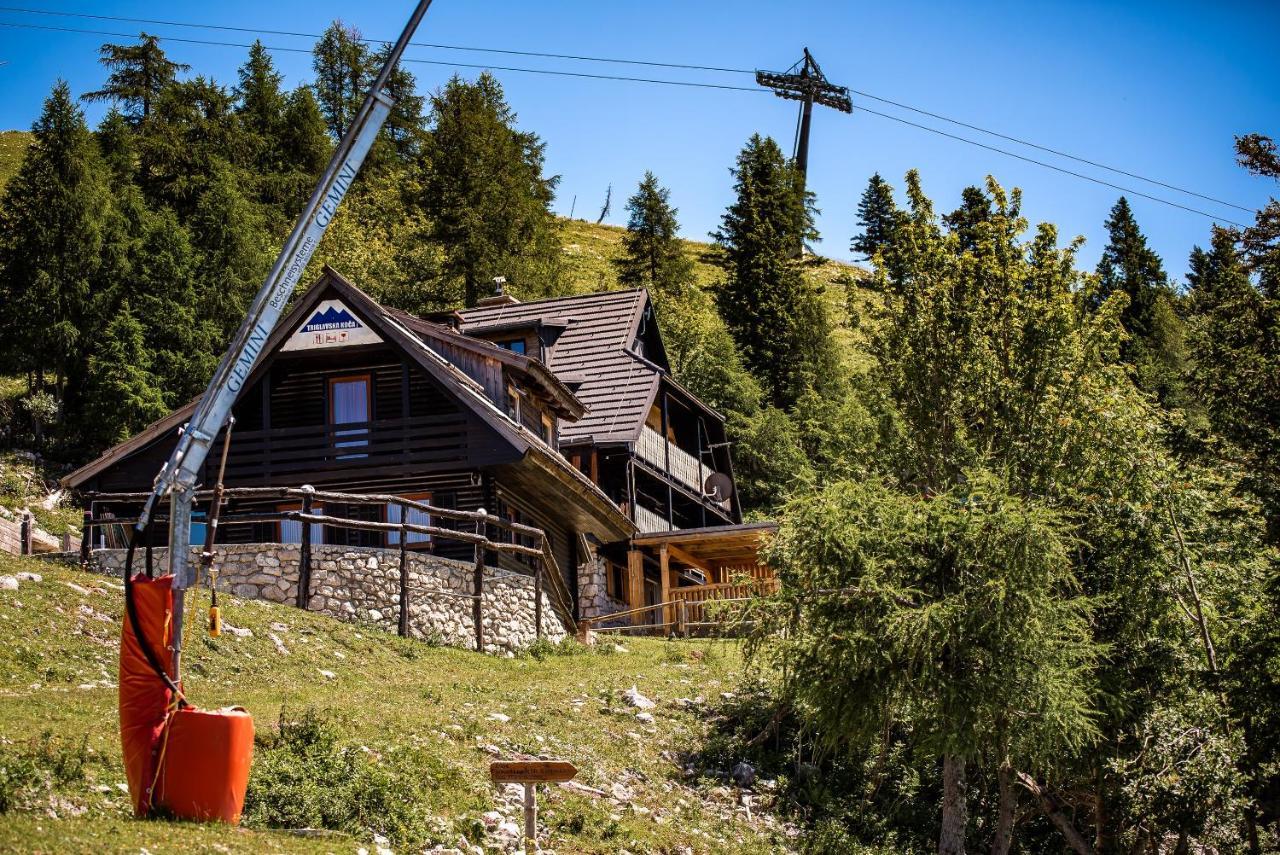 Apartments Zvoh, Krvavec, Ski-In, Ski-Out Cerklje na Gorenjskem Bagian luar foto