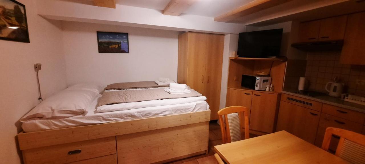 Apartments Zvoh, Krvavec, Ski-In, Ski-Out Cerklje na Gorenjskem Bagian luar foto